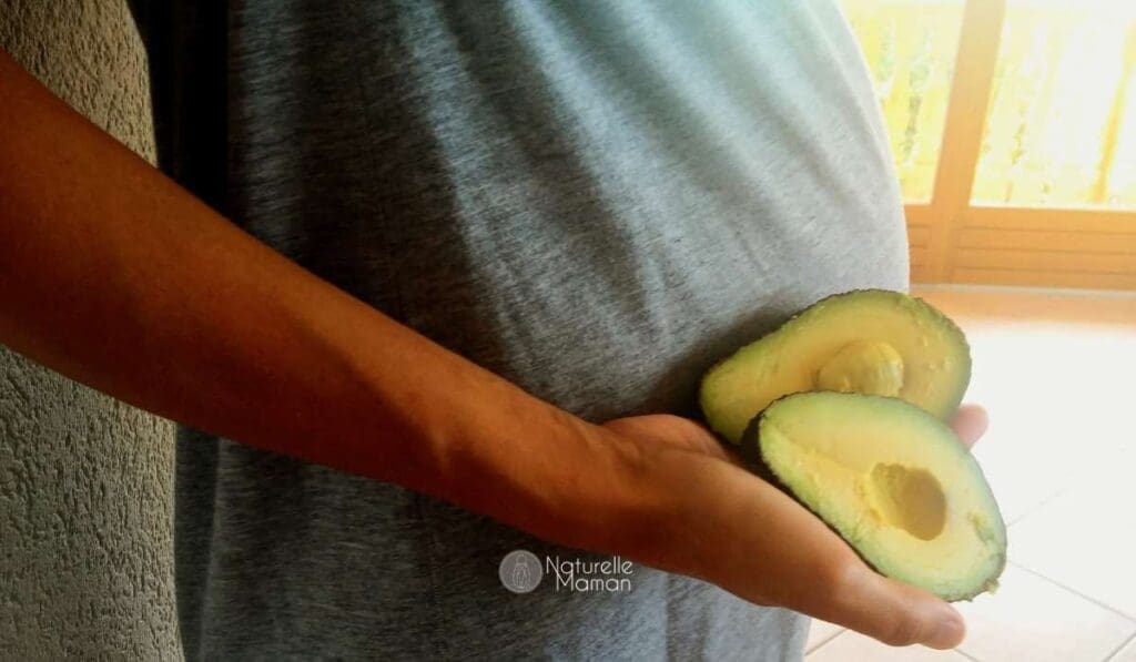 Grâce à son index glycémique bas, l’avocat évite les pics de glycémie et favorise un équilibre métabolique optimal pendant la grossesse - Naturelle Maman