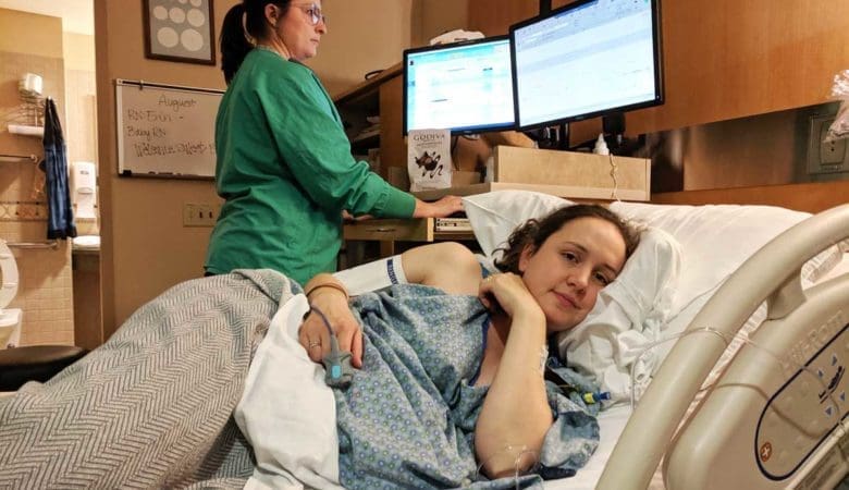 Récit de naissance douce de Nora : un accouchement à domicile à l'opposé de son premier accouchement à la maternité