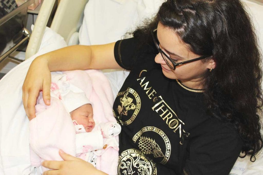 Témoignage premier accouchement sans péridurale à la maternité sur Naturelle Maman