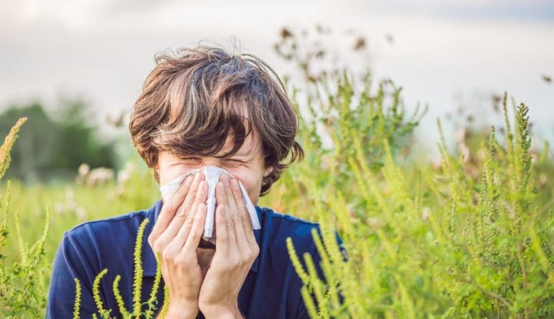 Comment prévenir et soigner les allergies saisonnières des enfants avec les solutions naturelles conseillées par Naturelle Maman