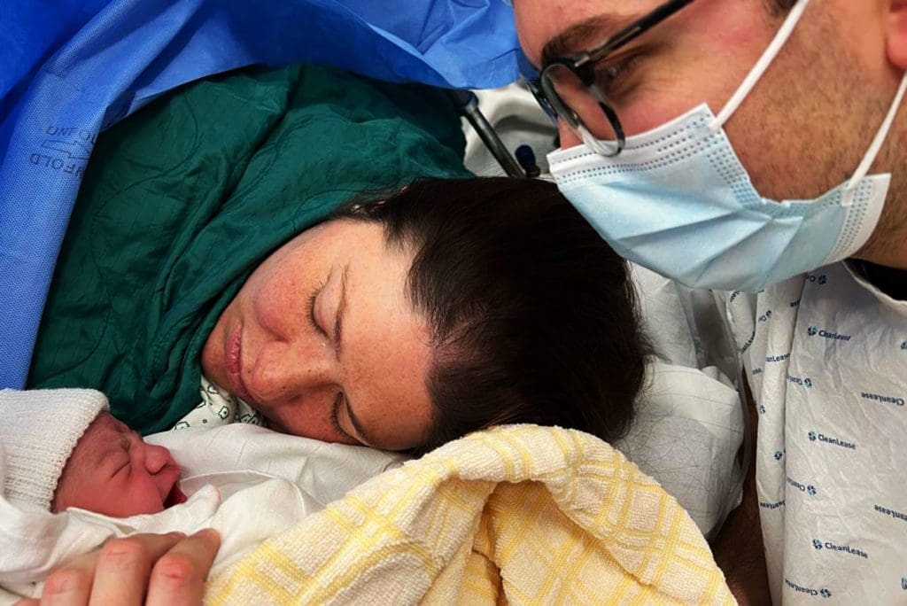 Récit de naissance douce d'Elodie "J'ai très bien vécu ma césarienne en urgence" 