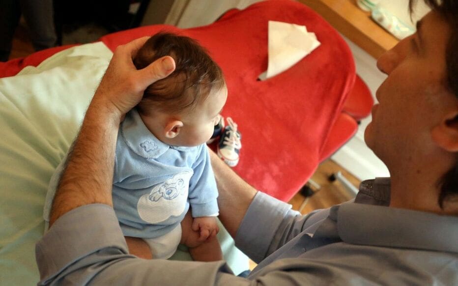 Frédéric Zenouda est kinésithérapeute, ostéopathe et directeur de l'institut Edelweiss.