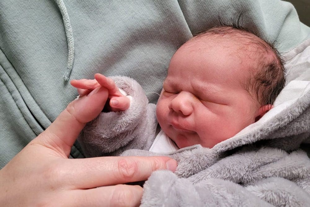 Le récit de naissance douce de Marion : un deuxième accouchement express à la maison sur Naturelle Maman