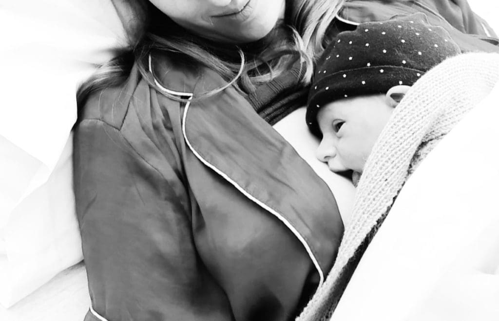 Récit de naissance douce de Naturelle Maman : Maïa a accouché sans péridurale à la maternité des Diaconesses après un déclenchement par ballonnet.