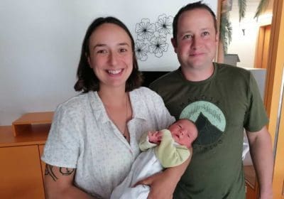 Récit de Naissance douce : le premier accouchement sans péridurale de Julie à la maternité.