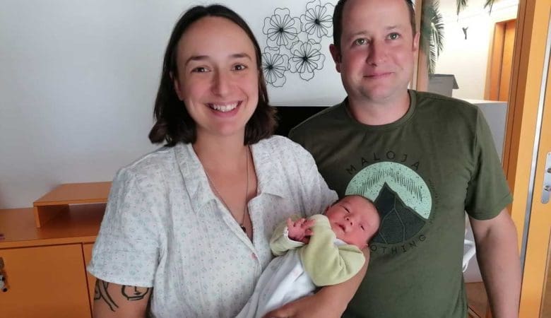 Récit de Naissance douce : le premier accouchement sans péridurale de Julie à la maternité.