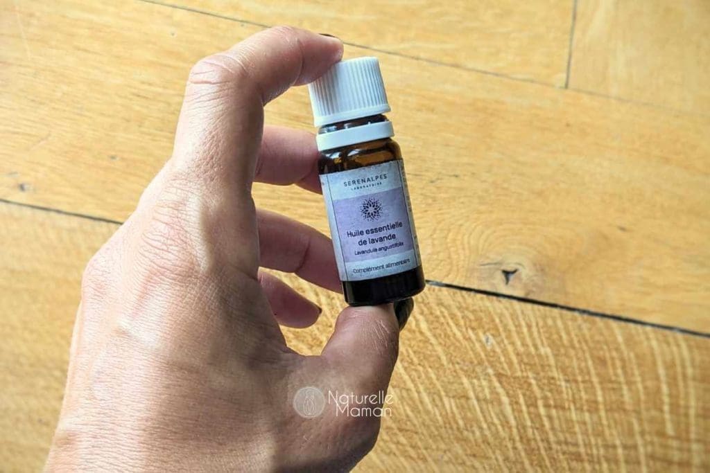 Se remettre d’une épisiotomie avec l’huile essentielle de lavande vraie en post-partum